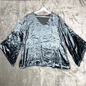 Soft Surroundings Crushed Velvet Blouse Platinum Blue Bell Sleeves Size 1X Party